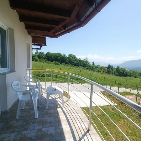 וילה Meadow Kobiljaca